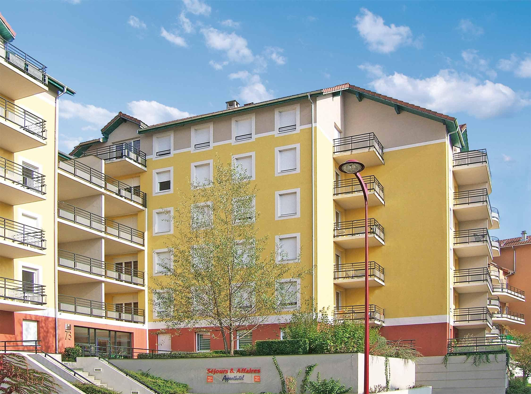 Aparthotel Sejours & Affaires Geneve Saint Genis Exterior foto