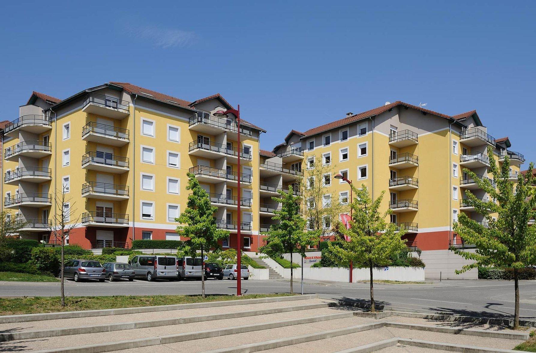 Aparthotel Sejours & Affaires Geneve Saint Genis Exterior foto